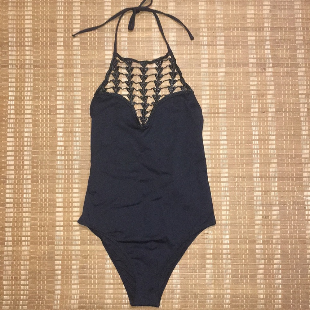 Forever 21 NWT one piece bikini